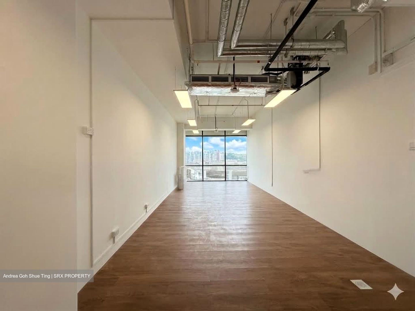 Woods Square (D25), Office #545098651